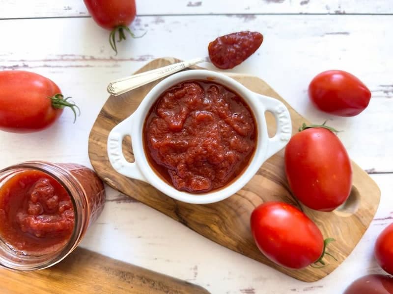 تصویر 4 از رب گوجه فرنگی همدانیان با طعم مطلوب و کیفیت یکنواخت